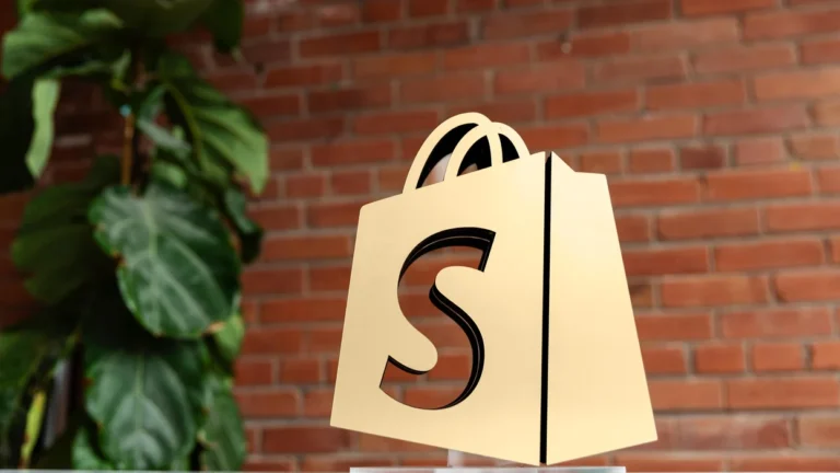 Shopify Shares Fall 18% After Q1 Earnings